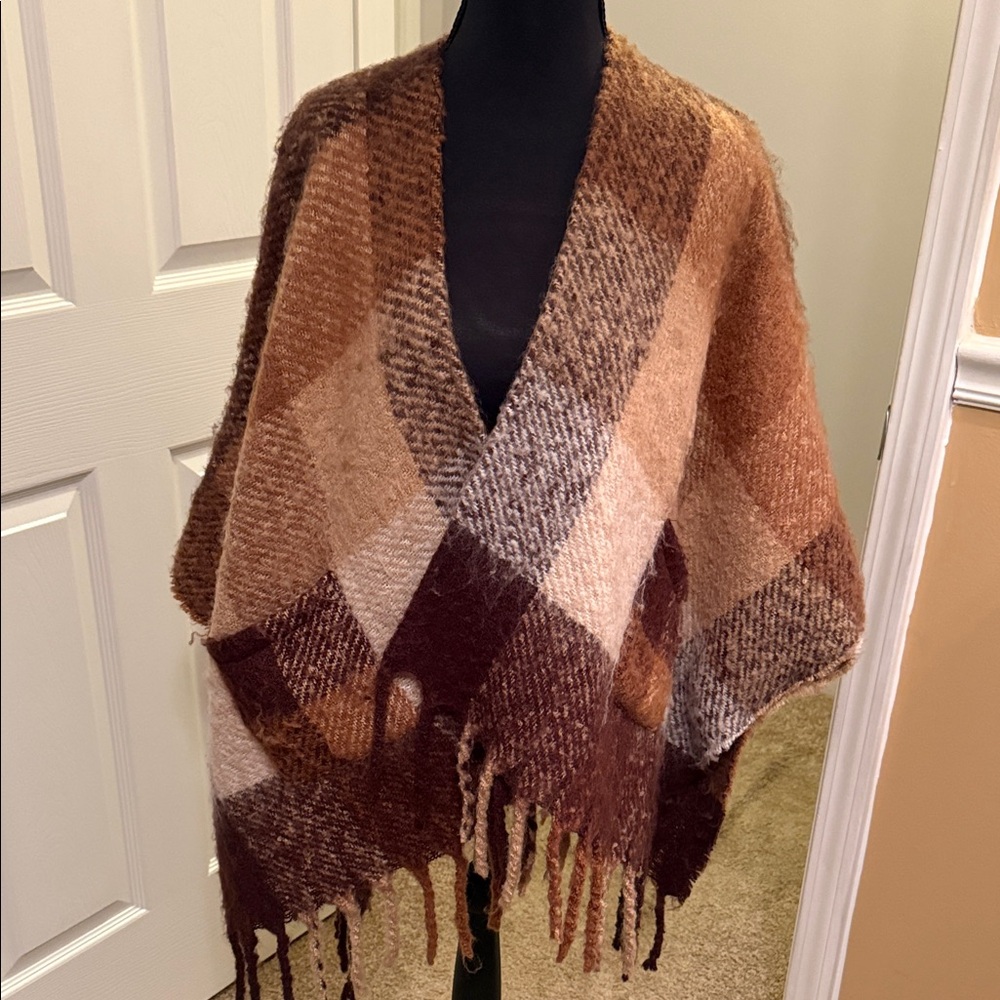 Jenni Plaid Poncho in Brown and Tan